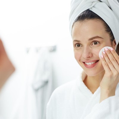 Cómo hacer un baño de vapor facial