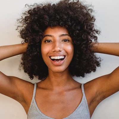 Consejos para lucir una melena riza perfecta