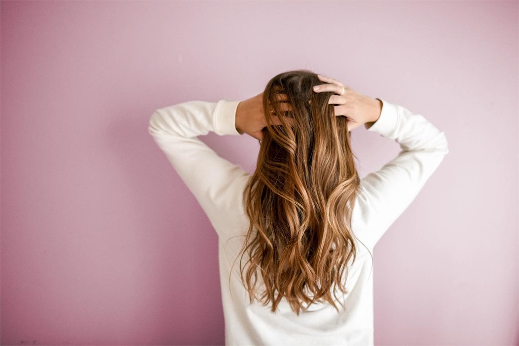 Consigue un cabello fuerte y sano este otoño