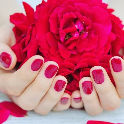 ¿Daña las uñas el esmaltado permanente?