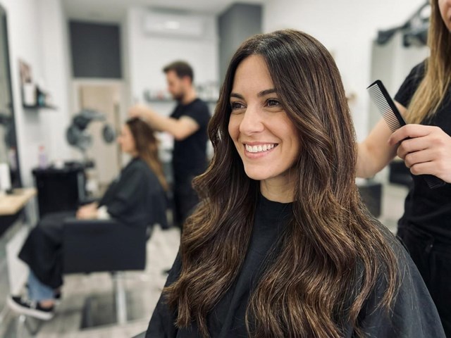 Extensiones fijas de cabello natural 100% humano en Vigo