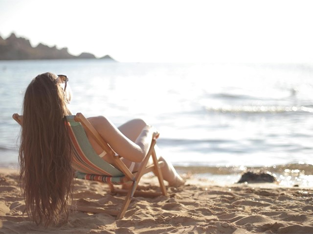 Guía definitiva para el cuidado del cabello en verano