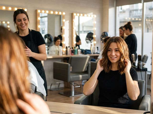 Ofertas especiales de peluquería para menores de 25 años en Vigo