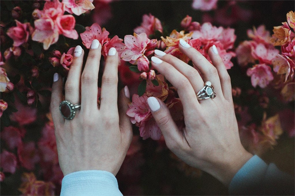 ¿Qué color lucir en nuestras uñas esta primavera?