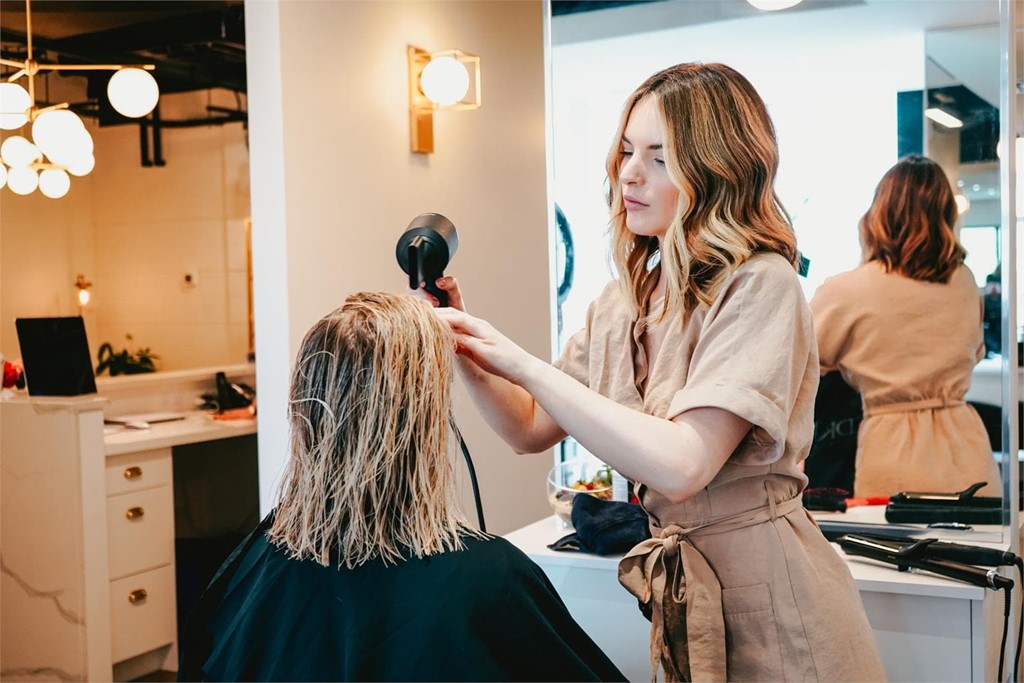 Todo lo que necesitas saber sobre las mechas californianas